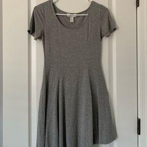 Forever21 Gray Flowy Dress